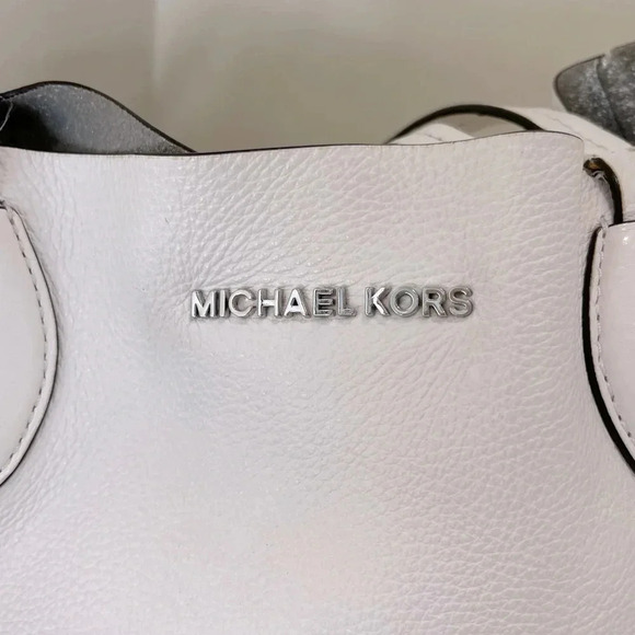 Michael Kors Tote White with Silver Metallic Reversible designer fashion chic - Picture 7 of 16